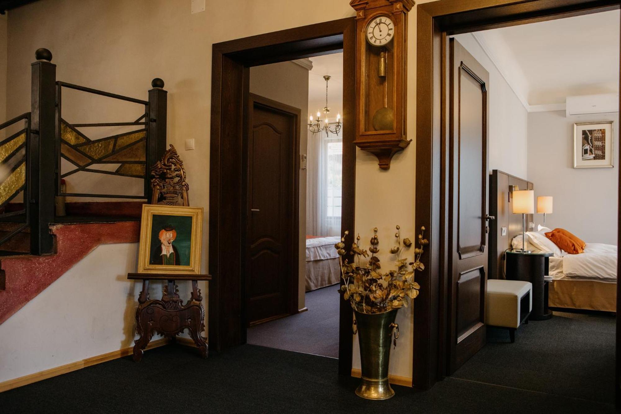 Excelsior Inn Torda Kültér fotó