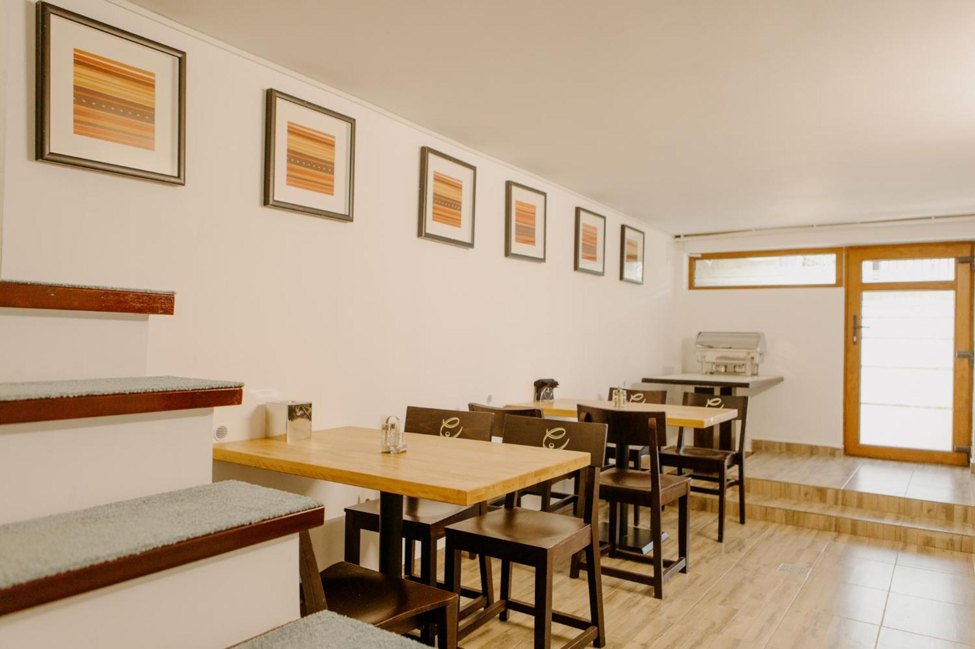 Excelsior Inn Torda Kültér fotó