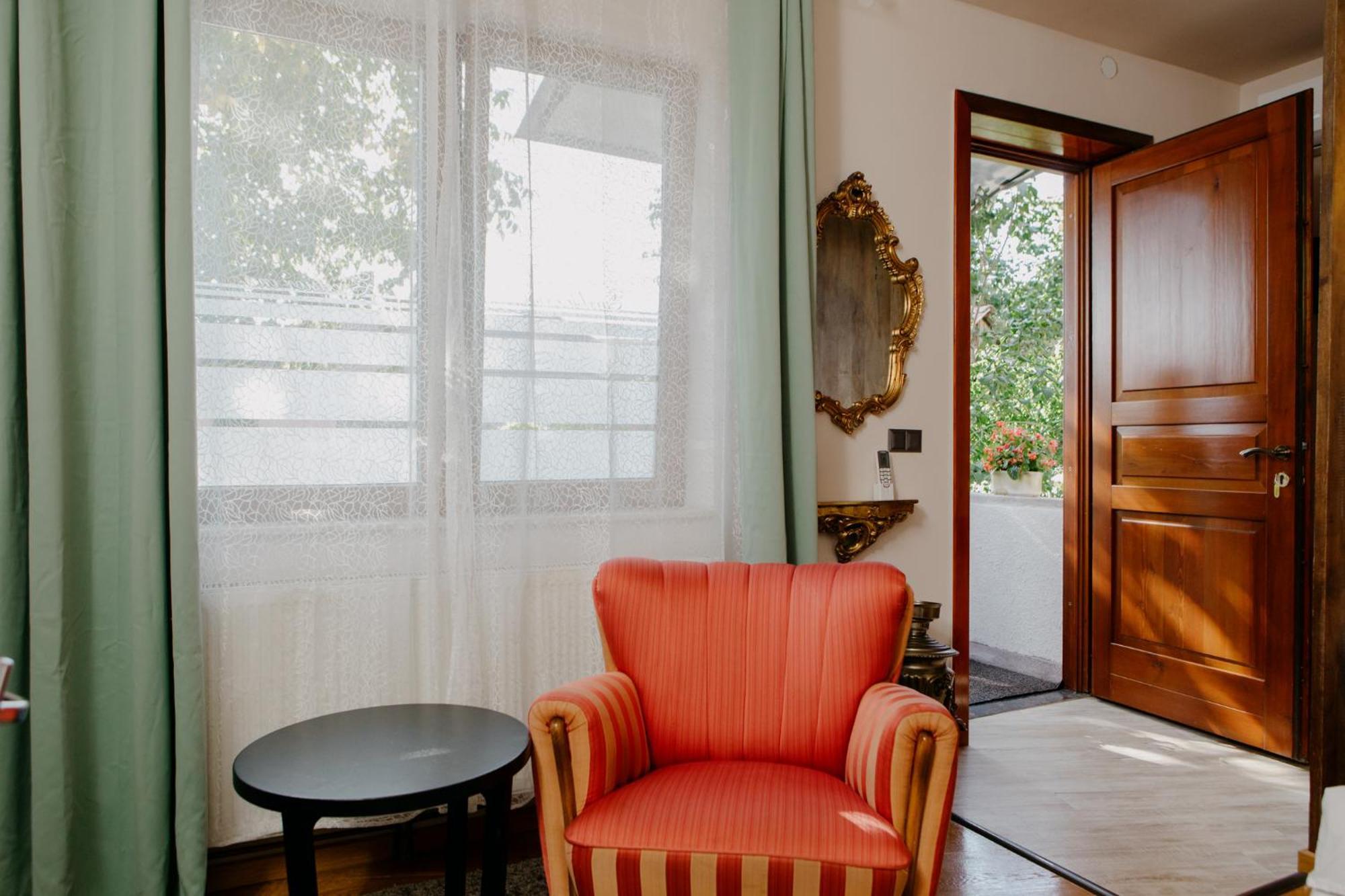 Excelsior Inn Torda Kültér fotó