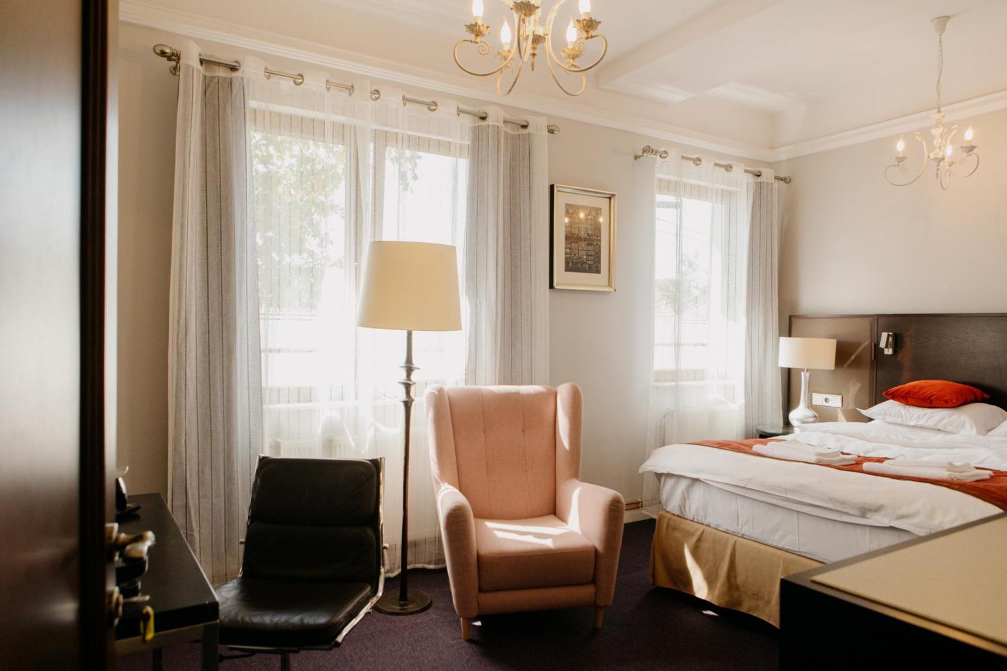 Excelsior Inn Torda Kültér fotó